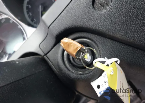 2011 Mercedes-Benz C 300 Luxury 4Matic/Sport 4Matic из США, поврежденный, VIN WDDGF8BB6BR153397